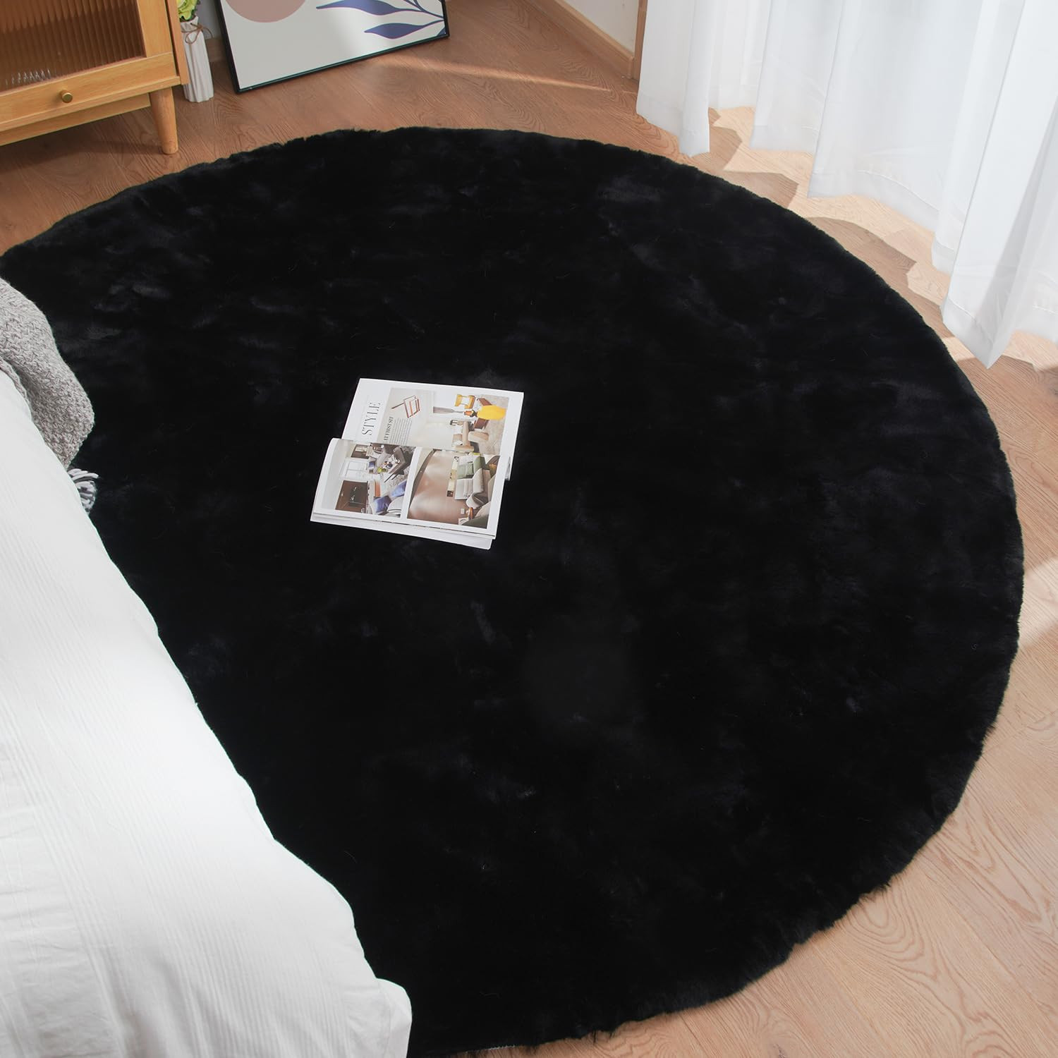 Black Rabbit Shaggy Fur Rug for Bedroom Washable Furry Circle Area Rugs for L…
