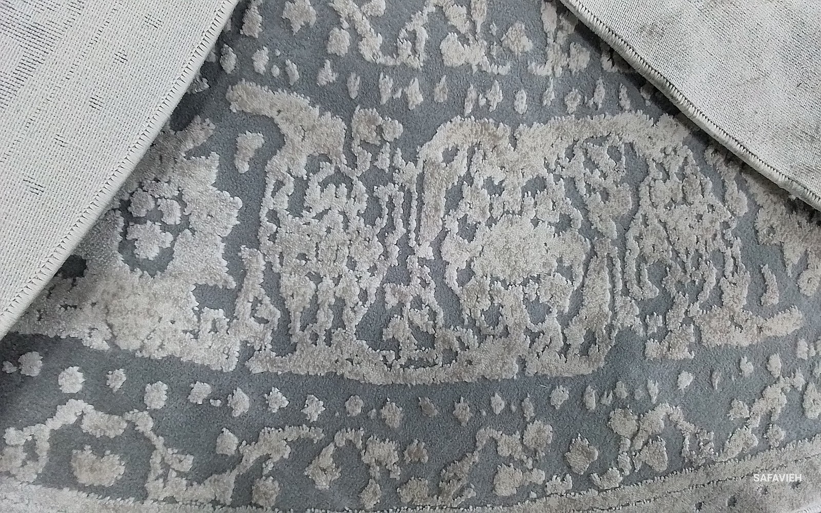 LIGHT GREY / CREAM 8′-0″ x 8′-0″ Stained Rug Reduced Price 1172808933 RFT663C-8R