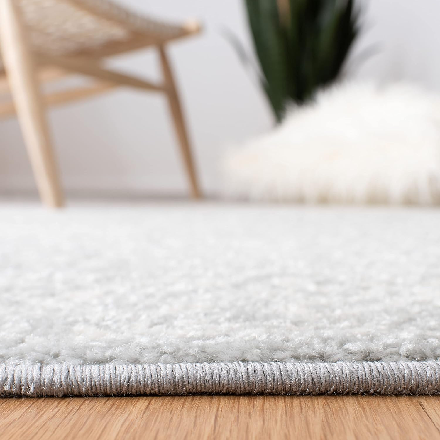 Tulum Collection 8×10 Area Rug – Light Grey & Ivory, Boho Distressed Design