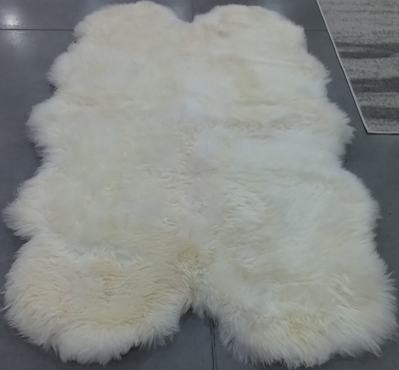 NATURAL / WHITE 4′-0″ x 6′-0″ Back Stain Rug, Reduced Price 1172803142 SHS211A-4