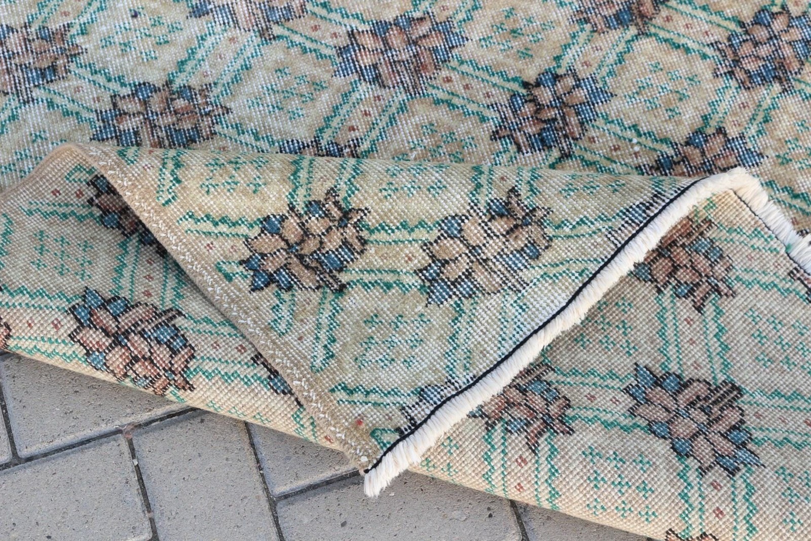 Vintage Turkish Area Rug 3,8×6,7 ft, Blue Brown Plants & trees Wool Rug