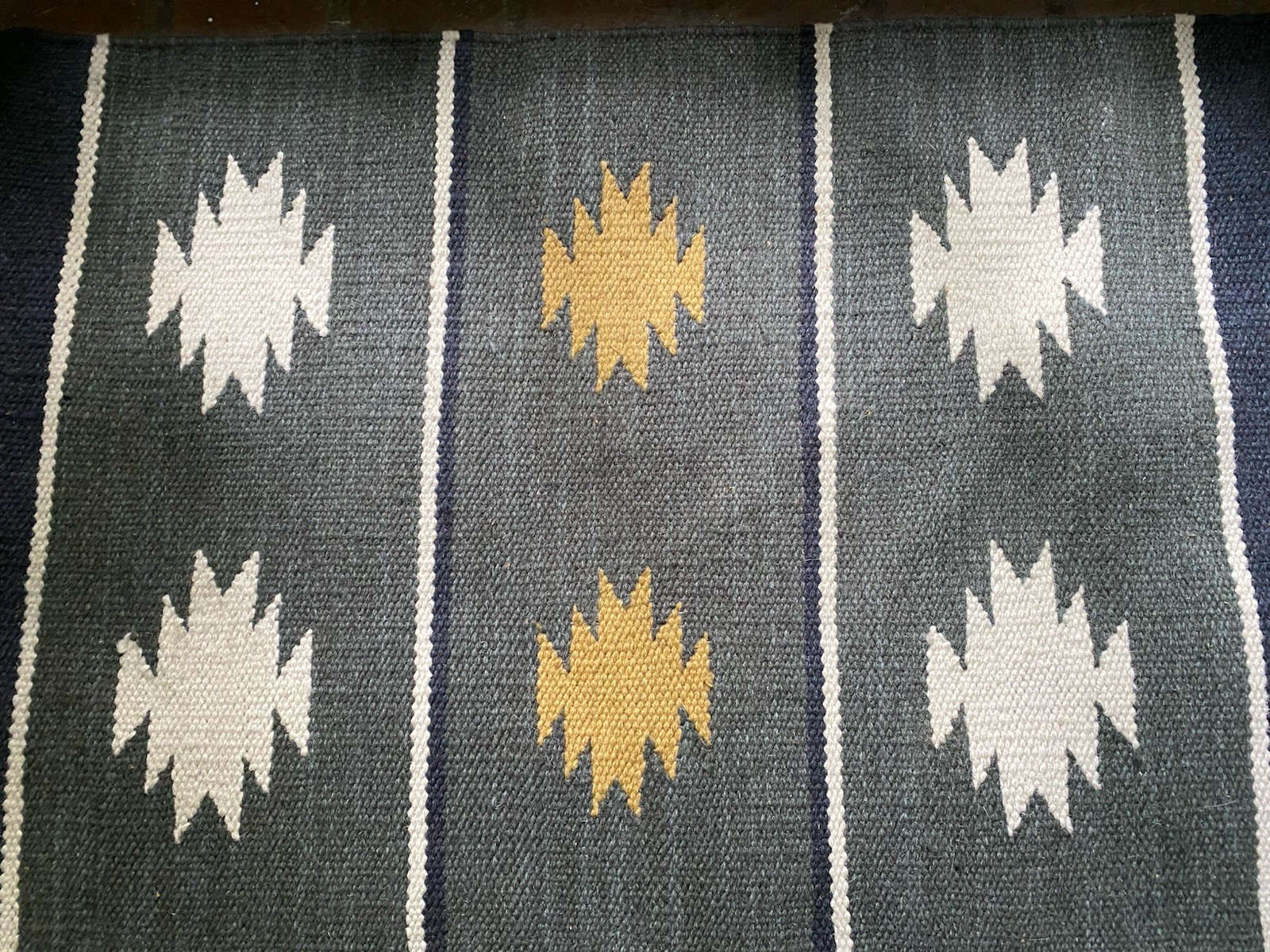 Small Dhurrie Rug Geometric Indian Kilim Wool Blend Gray Flat Weave Woven 21×34