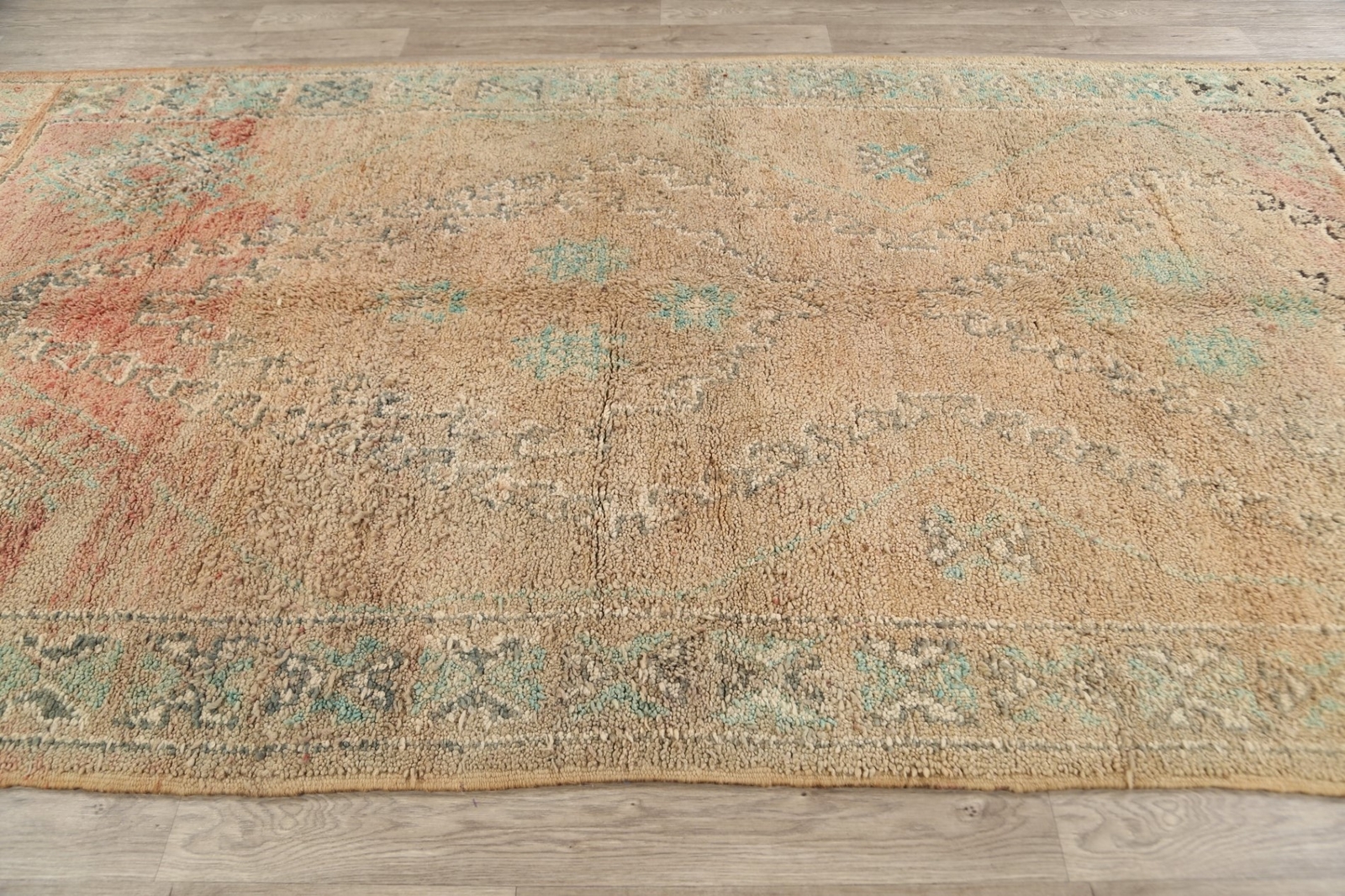 Vintage Handcrafted Geometric Hand-Knotted Moroccan Rugs Centerpiece 6×11 ft