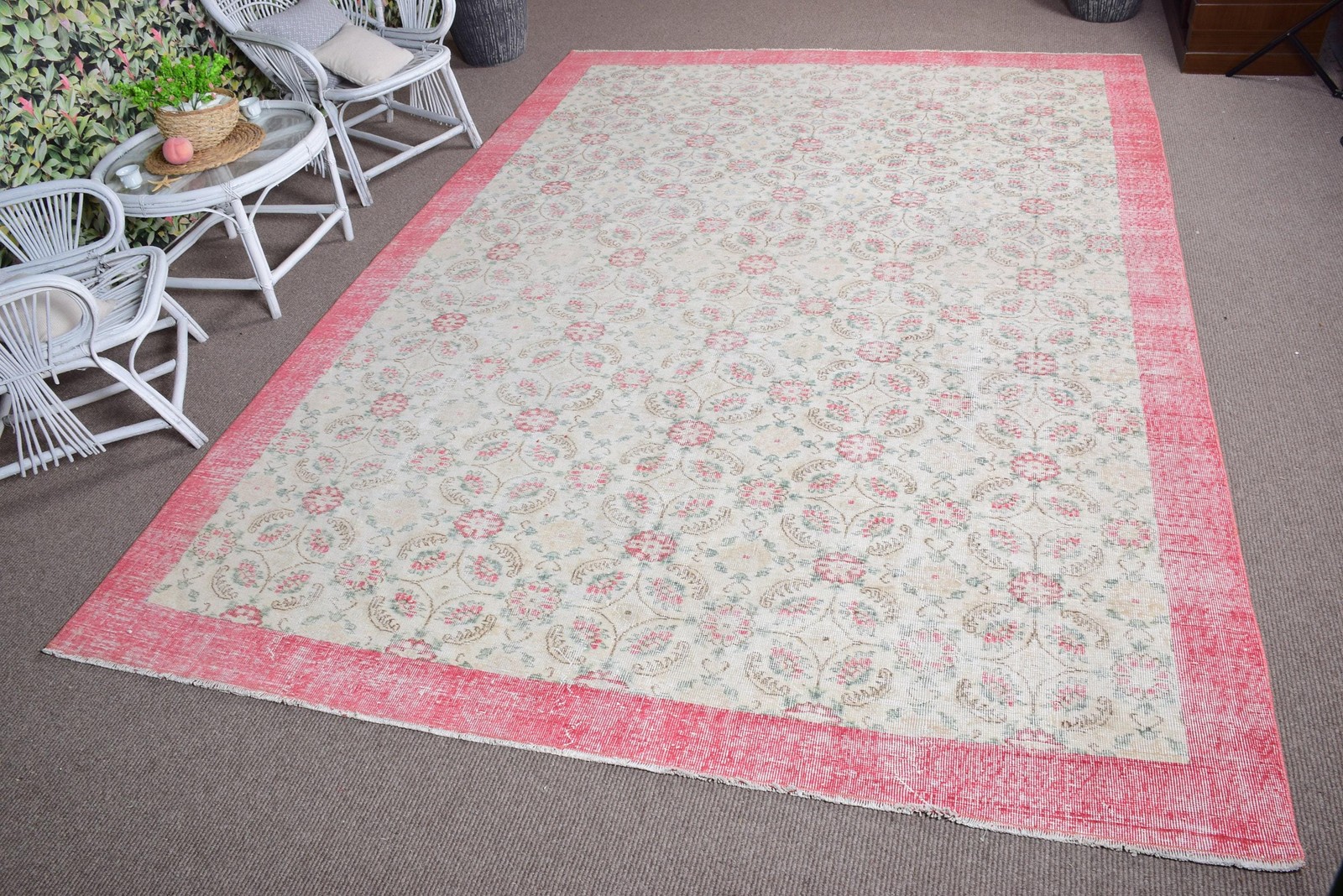 Turkish 7,9×11,3 ft Oversize Rug, Vintage Rug, Pink Check Rug