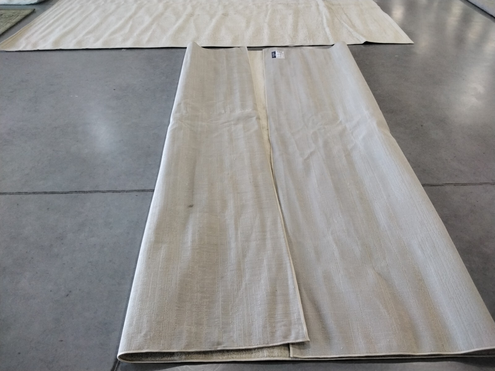 CHAMPAGNE / CREAM 11′ X 11′ Back Stain Rug Reduced Price 1172739759 ADR113W-11SQ