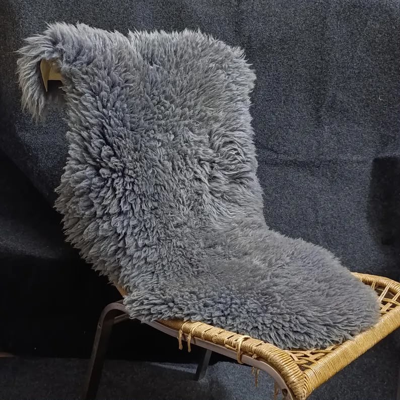 Grey Natural Sheepskin Rug Sheepskin Pelt Rug Single Pelt 2×3 ft 60×95 cm
