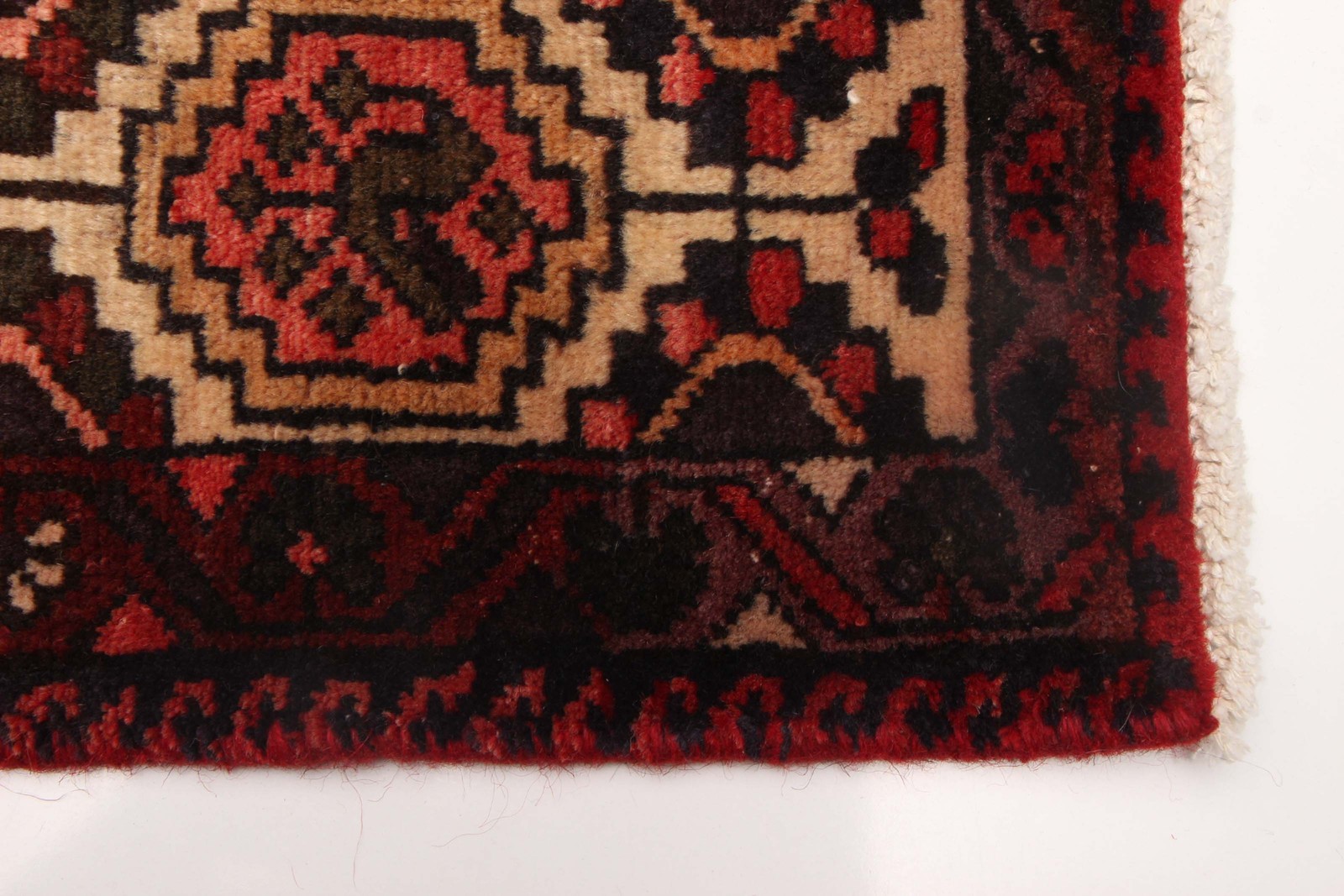 Vintage 6’8″ x 10’1″ Traditional Hand Knotted Vegetable Dye Wool Area Rug