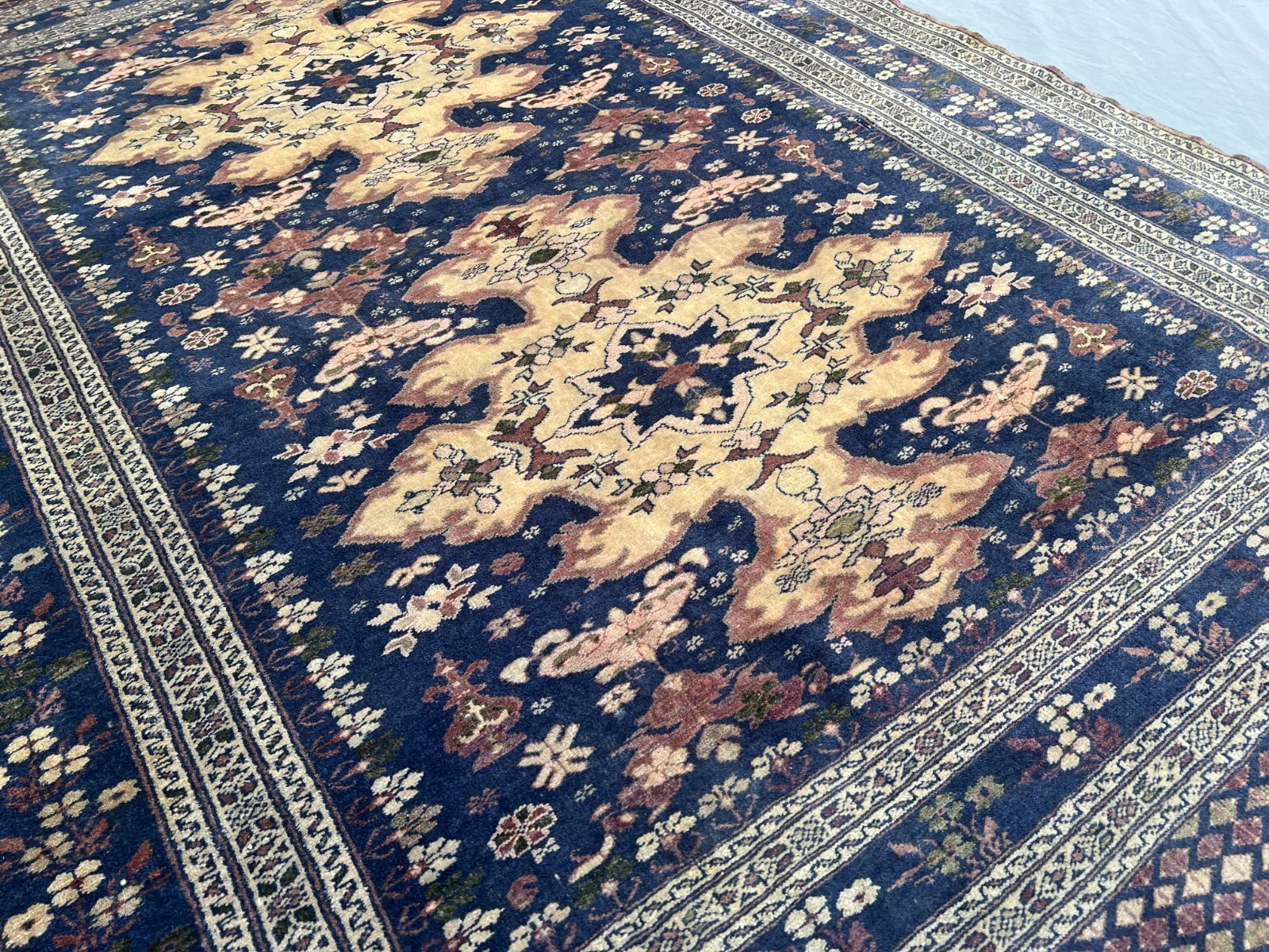 4×5 Elegant Afghan Floral Rug Wool Carpet Navy Beige Medallion Traditional Decor