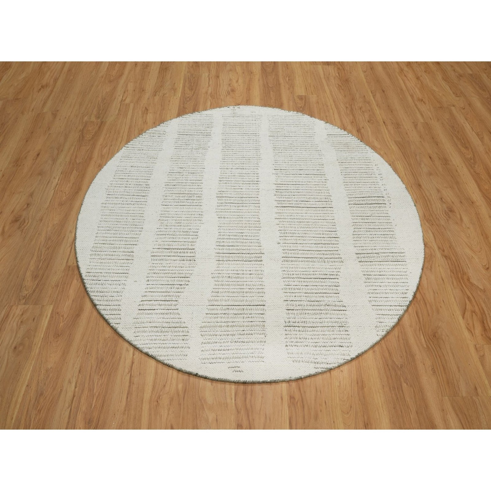 5’9″x5’9″ Ivory Hand Woven Round Rug Flat Weave with Pile Natural Wool R91738